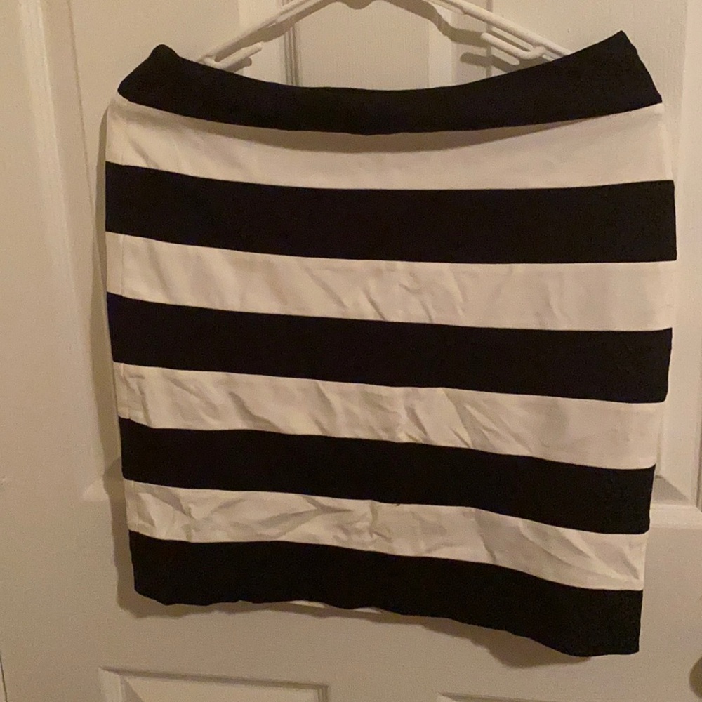 Striped Pencil Skirt ✏️